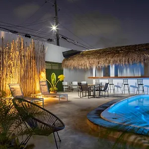 Hotel Soy Local, Cancun