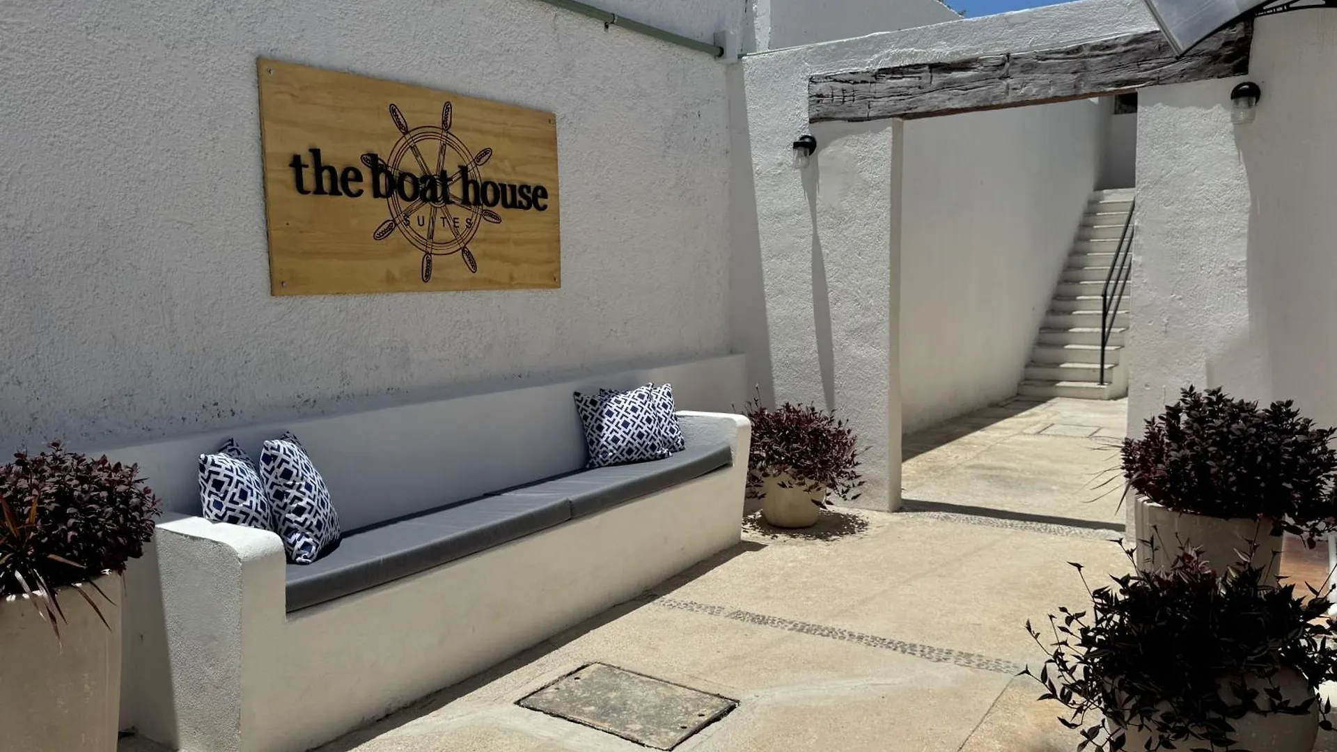The Boat House Suites Cancun