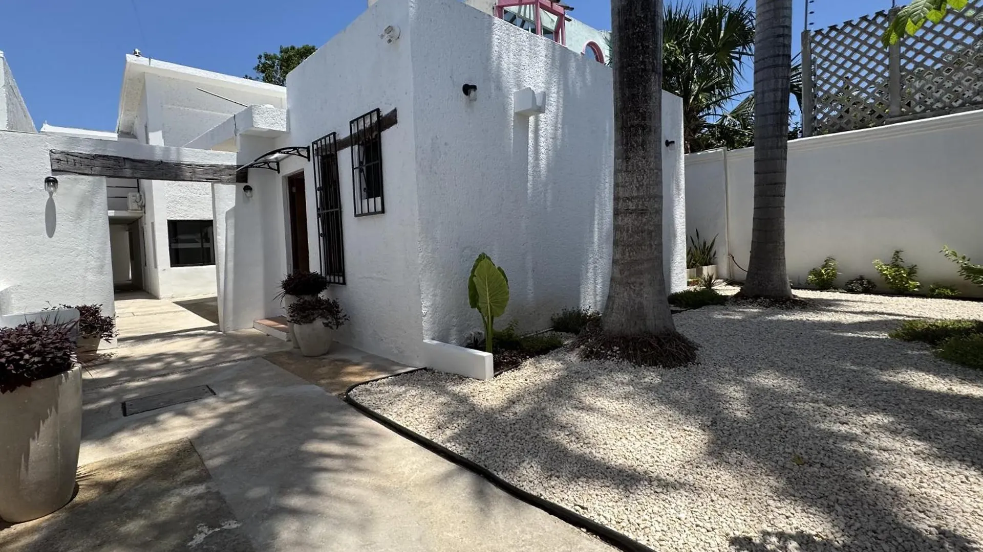The Boat House Suites Cancún Szálloda